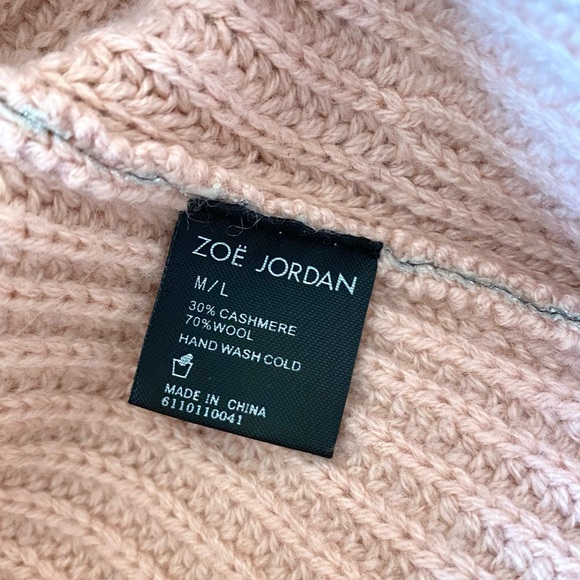 Zoe Jordan Short Sleeve Sweater - Picture 6 of 6